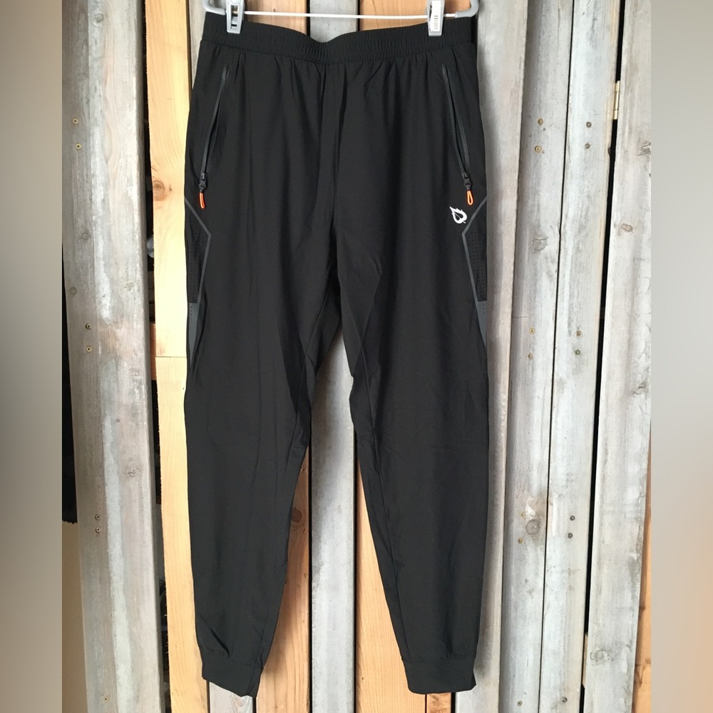 Baleaf Flyleaf Mid Rise Lightweight Joggers Sz M